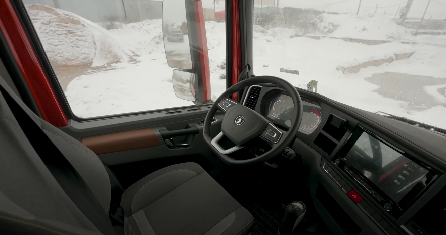 Самосвал Shacman SX3258